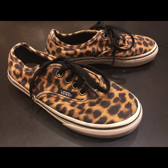 vans kids leopard